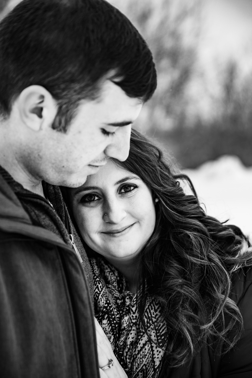 Snowy-Maine-Engagement-Photos-winter-black-white