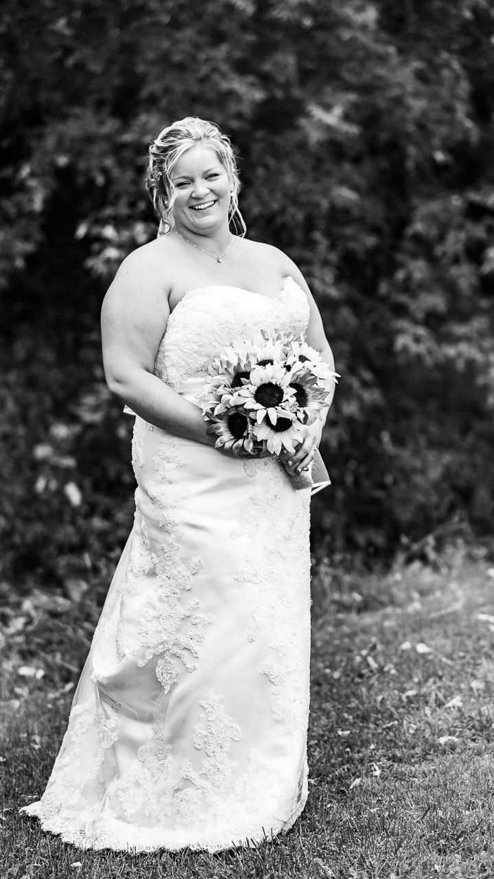 Wedding photographers near me Fort Fairfield Maine Wedding photography cost Mouse Island Creatives best wedding photographers local bridal black white