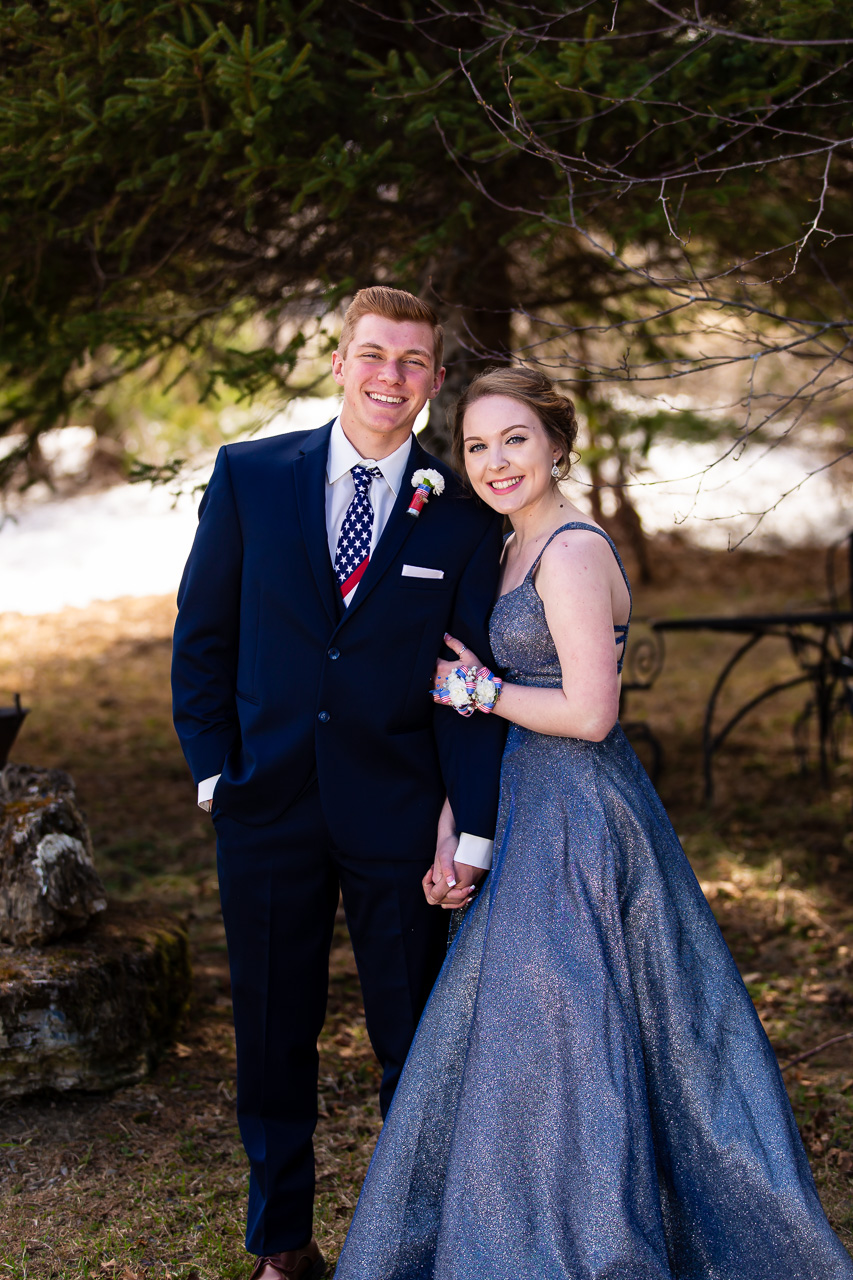 northern maine couples photographer outdoors portraits senior prom mouse island creatives